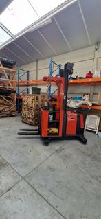 OM BT heftruck en adirack rekken, Ophalen