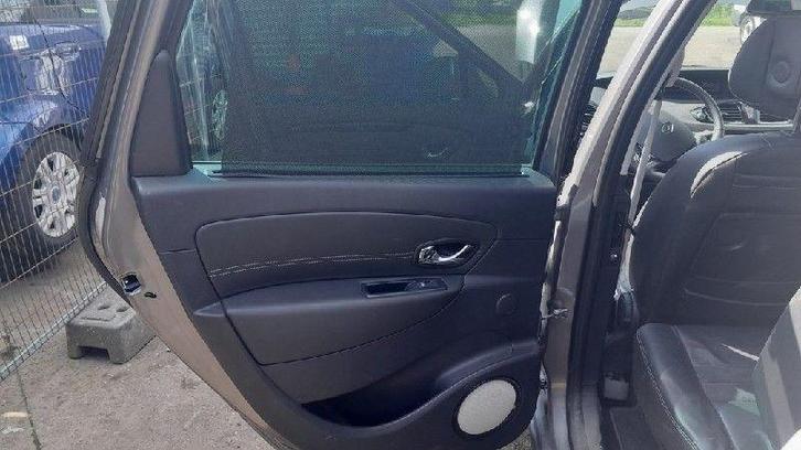 PORTIERBEKLEDING LINKS ACHTER Scénic III (JZ) (829A12645R), Auto-onderdelen, Interieur en Bekleding, Renault, Gebruikt