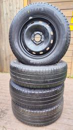 GoodYear Efficient Banden op velg 215/65 R16C - 106/104H, Auto-onderdelen, Ophalen, 16 inch, All Season, Band(en)