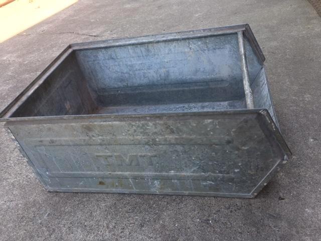 grote metalen magazijnbakken 50st, Doe-het-zelf en Bouw, Overige Doe-Het-Zelf en Bouw, Gebruikt, Ophalen