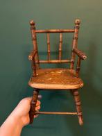 Petite chaise en bois., Antiquités & Art, Antiquités | Meubles | Chaises & Canapés, Enlèvement ou Envoi