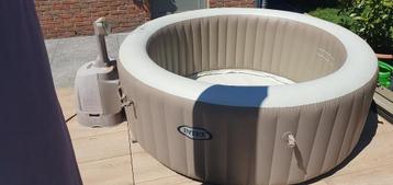 Jacuzzi intex gonflable, Enlèvement, Comme neuf, Tapis de sol, Gonflable
