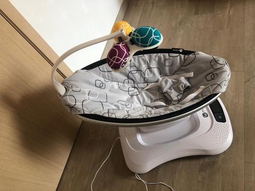 4Moms MamaRoo 4, Kinderen en Baby's, Wipstoeltjes, Zo goed als nieuw, Wipstoel, Overige merken, Met gordel(s) of riempje(s), Verstelbaar