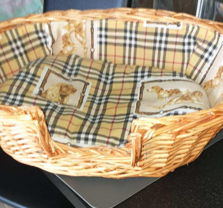 RIETEN MAND, Dieren en Toebehoren, Overige Dieren-accessoires, Nieuw, Ophalen