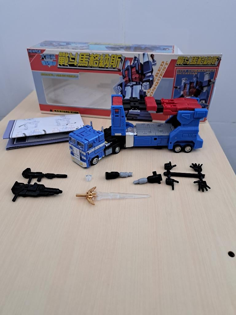 Transformateurs Newage Lucullu Delta Magnus/SG Ultra Magnus, Collections, Transformers, Comme neuf, G1, Autobots, Enlèvement ou Envoi