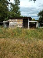Paardenstal, Dieren en Toebehoren