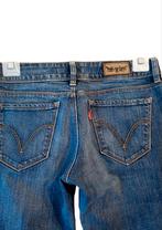 Levi's straight jeans maat 30/32, Kleding | Dames, Ophalen of Verzenden, Zo goed als nieuw