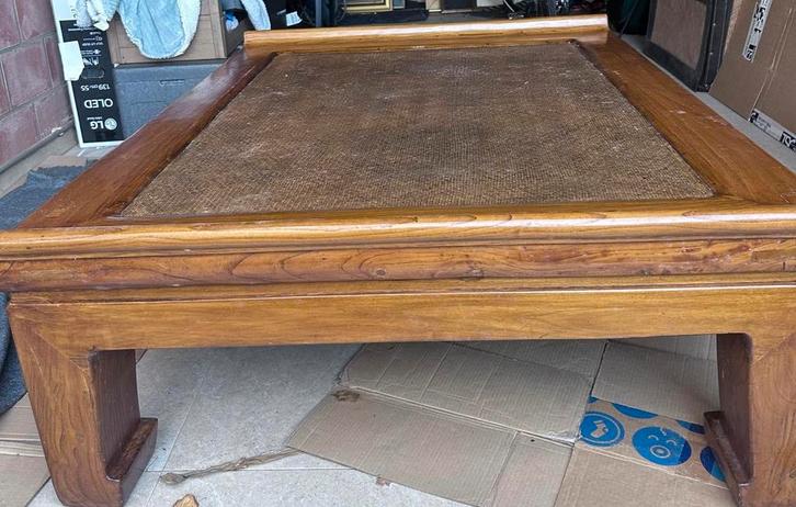 CHINESE SALONTAFEL in massief hout - uniek en karaktervol -, Antiek en Kunst, Antiek | Meubels | Tafels, Ophalen