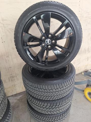 Skoda Superb Winterset 18 Inch Origineel, Ophalen, Gebruikt, Banden en Velgen, 17 inch