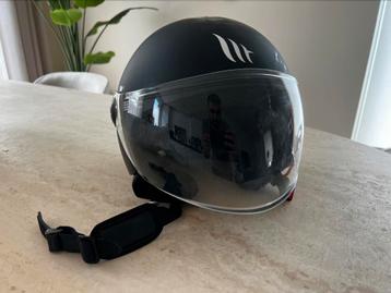 Helm maat S beschikbaar voor biedingen