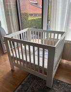 Babypark Kidsmill wit met dik matras en aerosleep hoes!, Enlèvement, Comme neuf, Rectangulaire, Réglable en hauteur