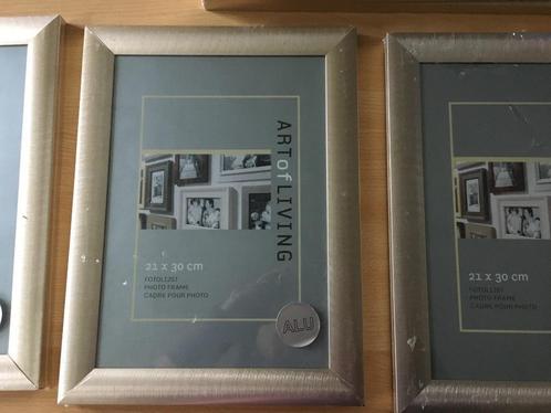 Nieuwe fotokaders 3,4,5 euro, Audio, Tv en Foto, Foto | Digitale fotokaders, Nieuw, Ophalen