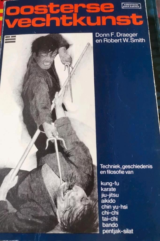.Oosterse vechtkunst, Draeger Donn F. Smith Robert W., Boeken, Sportboeken, Gelezen, Vechtsport, Ophalen of Verzenden