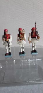 3 figurines aohna jouets soldats grecs / vintage, Hobby & Loisirs créatifs, Comme neuf, Enlèvement ou Envoi