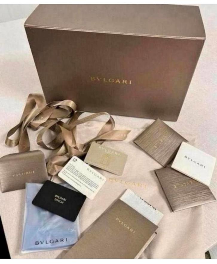 Boîte à bijoux Bvlgari Serpenti + certificat + reçu Boîte, Bijoux, Sacs & Beauté, Accessoires Autre, Comme neuf, Enlèvement ou Envoi