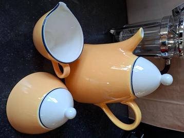 Design Italiaans koffiesetje in porselein, nieuw  beschikbaar voor biedingen