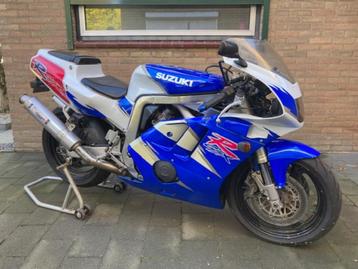 ORIGINELE SUZUKI GSXR 400 R !! COLLECTORS ITEM !! beschikbaar voor biedingen