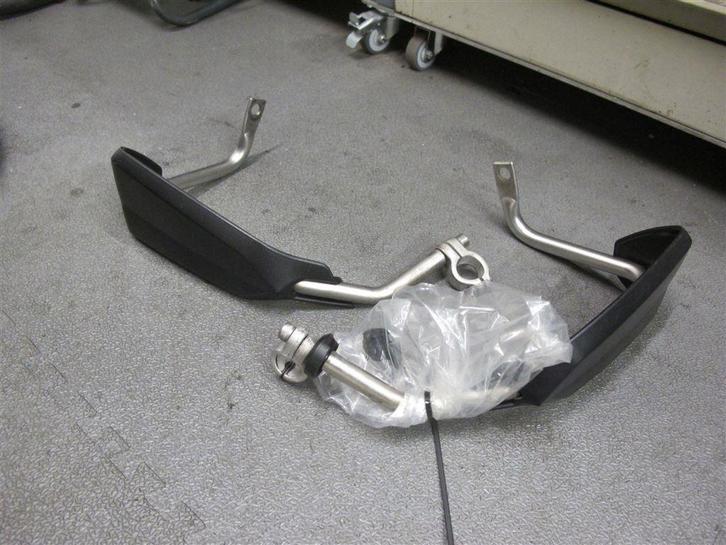 BMW R1200R handkappen cq handbeschermers, Motoren, Onderdelen | BMW, Gebruikt, Ophalen of Verzenden