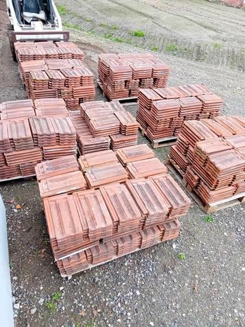 75 m2 TUCA dakpannen (42cm x 24,5cm)  beschikbaar voor biedingen