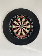 Winmau dartsblok met pijlen, Sport en Fitness, Darts, Ophalen, Zo goed als nieuw, Dartbord met pijlen