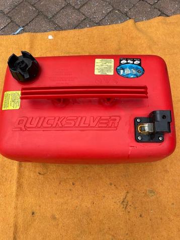 Reservoir benzine QUICKSILVER 25L beschikbaar voor biedingen