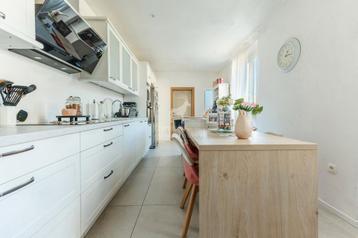 Maison à vendre à Monceau-Sur-Sambre, 4 chambres, Immo, 18300 m², Maison individuelle, 4 pièces