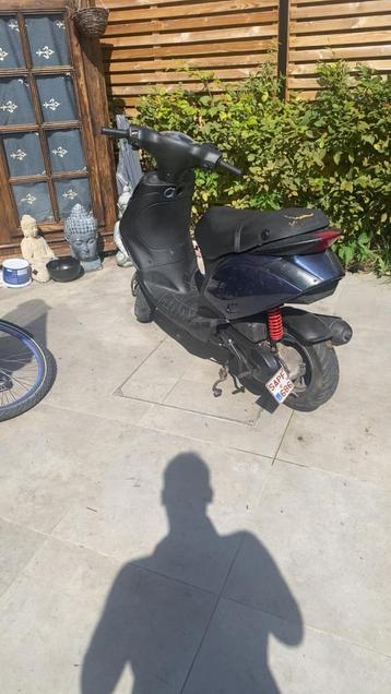 Zip a klasse frame gezocht beschikbaar voor biedingen