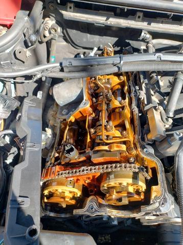 Mécanicien ( auto et moto) beschikbaar voor biedingen