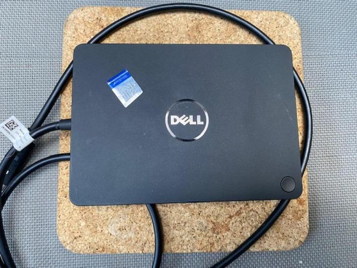Docking Station WD15 + Adapter, Computers en Software, Dockingstations, Zo goed als nieuw, Docking station, Harde schijf, Laptop