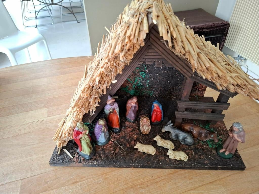 kerststal met beeldjes, Ophalen, Gebruikt