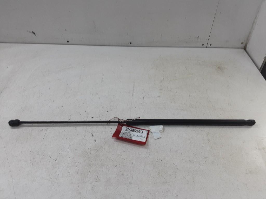 VERIN DE CAPOT Volkswagen Golf V 4Motion (1K1) (1KO823359A), Volkswagen, Mevr. I. Hauben, Utilisé, Rue de l'Espoir 34 34
4030  GRIVEGNÉE, BE