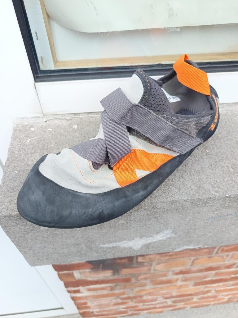 Chaussons d'escalade Simond Vuarde Plus – Taille 46 – Très b, Sports nautiques & Bateaux, Canoës, Enlèvement ou Envoi