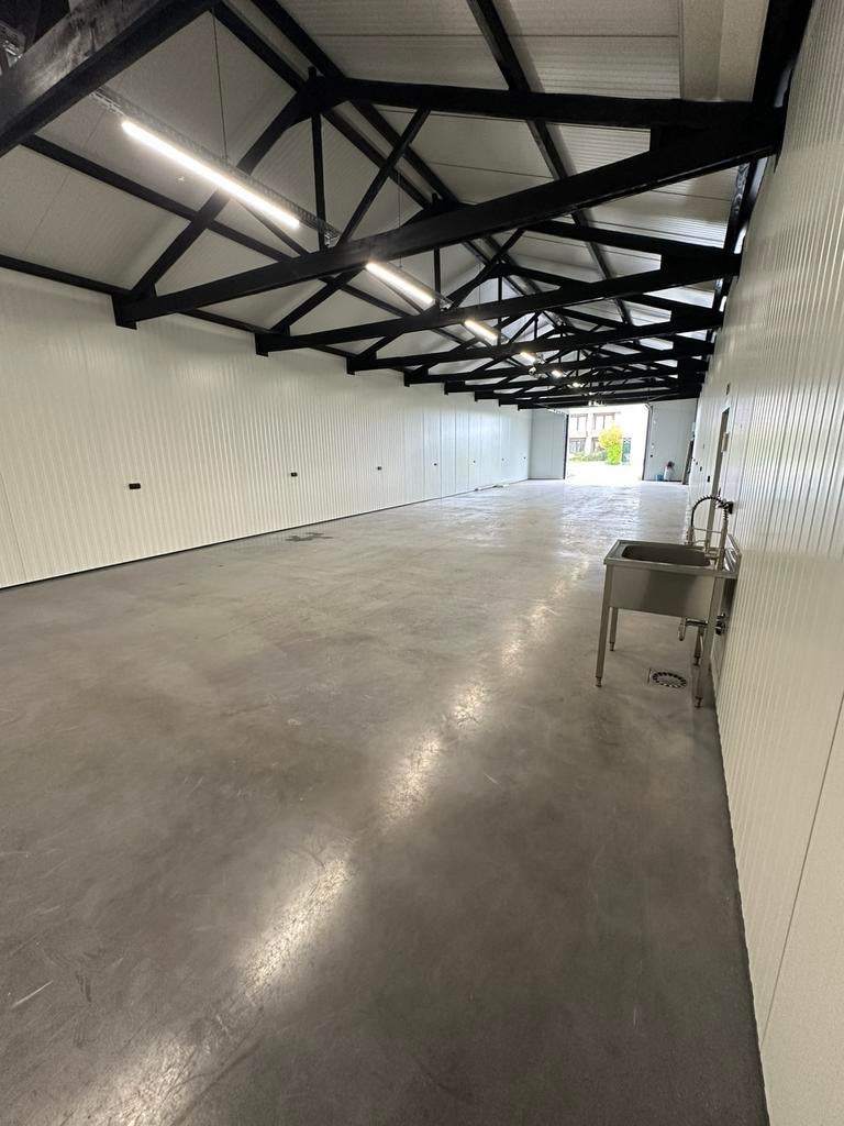 Volledig vernieuwde opslagruimte te huur., Articles professionnels, Immobilier d'entreprise, Location