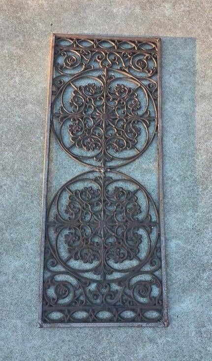 Groot gietijzeren decoratief rooster  95 cm – klassiek sier, Tuin en Terras, Deurmatten, Nieuw, Ophalen of Verzenden, Binnen, Schoonloopmat