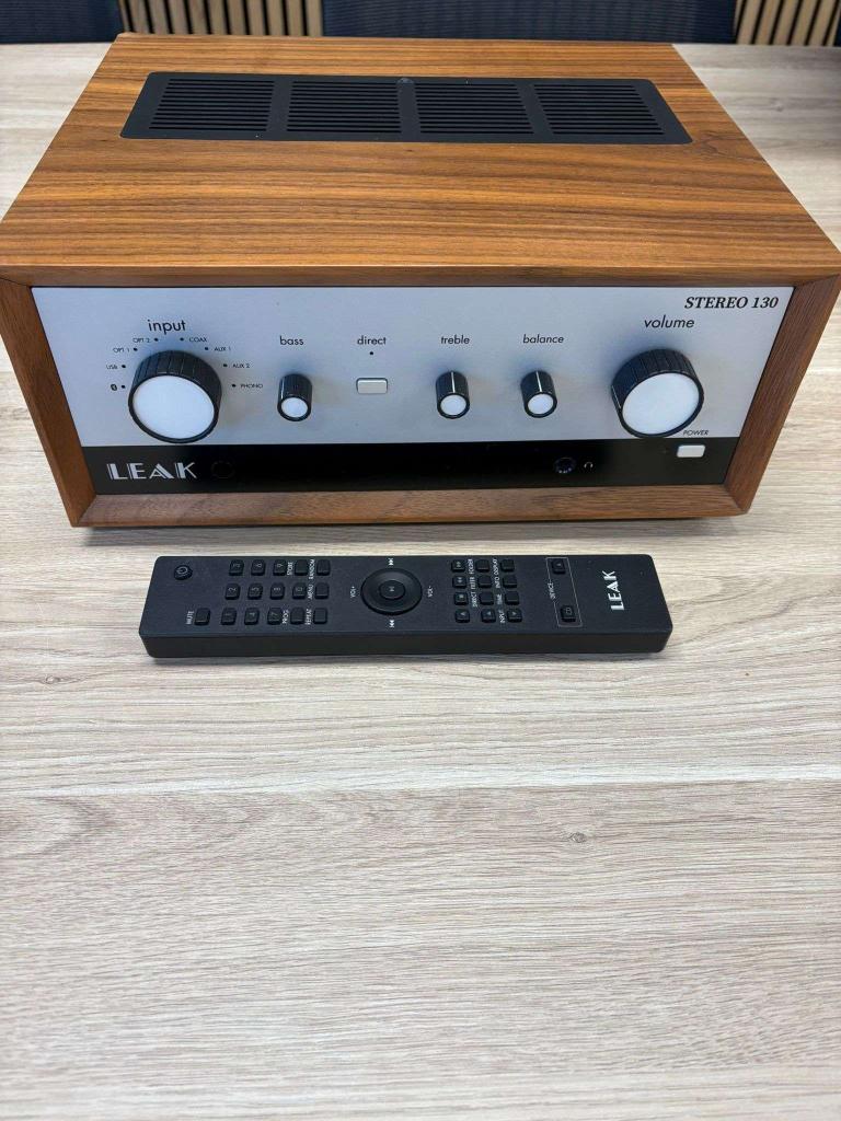 LEAK | STEREO 130 | Versterker | Walnoot, Audio, Tv en Foto, Versterkers en Ontvangers, Zo goed als nieuw, Overige systemen, 60 tot 120 watt