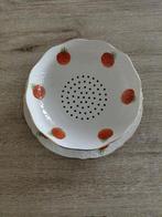 Mooie klassiek setje om aardbeien te presenteren, Ophalen, Zo goed als nieuw, Bord(en)