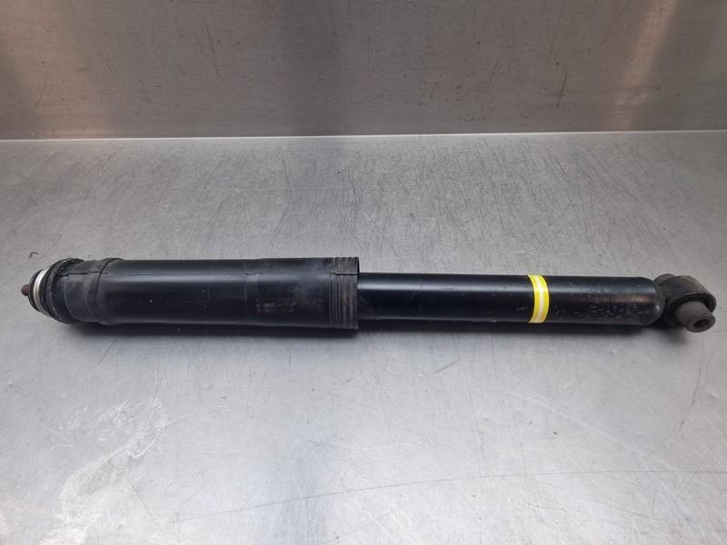 AMORTISSEUR ARRIÈRE DROIT Auris Touring Sports (E18), Utilisé, Toyota