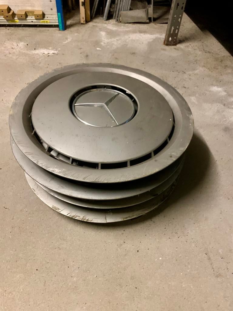 Mercedes w124 - 190 - 200 - 220 -230, Enlèvement, Comme neuf