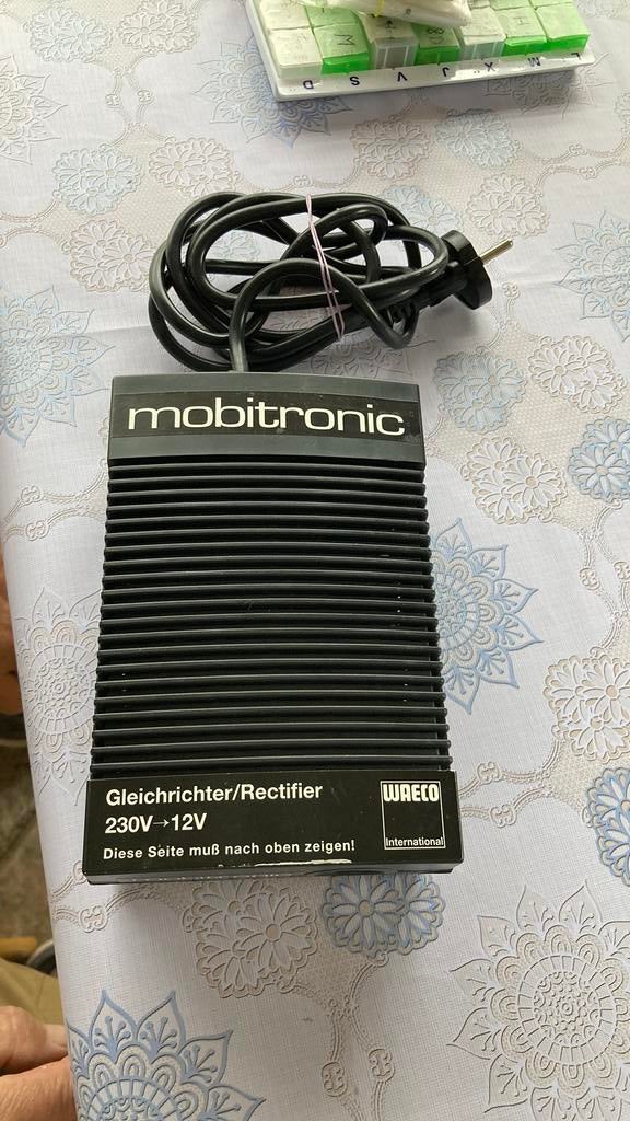 Mobitronic aansluiting  thermoelectrische koelbox, Caravanes & Camping, Glacières, Enlèvement, Utilisé, Glacières