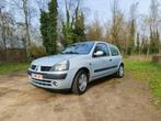 Renault Clio bj2002, Auto's, Voorwielaandrijving, Stof, Handgeschakeld, Grijs