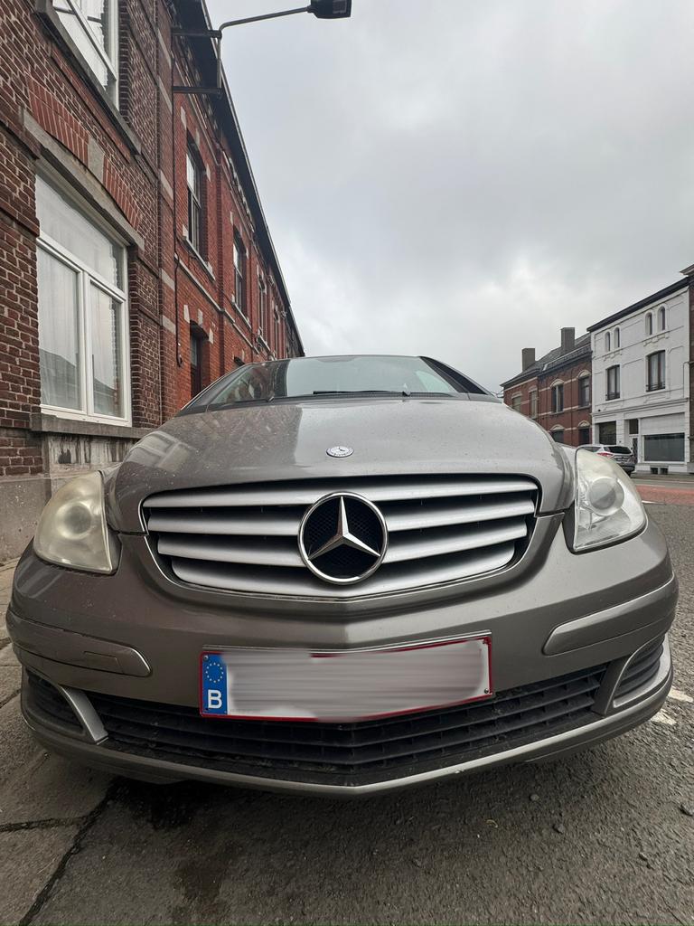 MERCEDES CLASS B ESSENCE AUTOMATIQUE, Argent ou Gris, Achat, Noir, Berline
