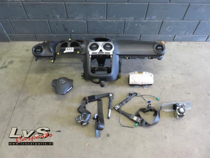 Set de airbag d'un Opel Corsa, Autos : Pièces & Accessoires, Autres pièces automobiles, Opel, Utilisé, 3 mois de garantie, Enlèvement ou Envoi