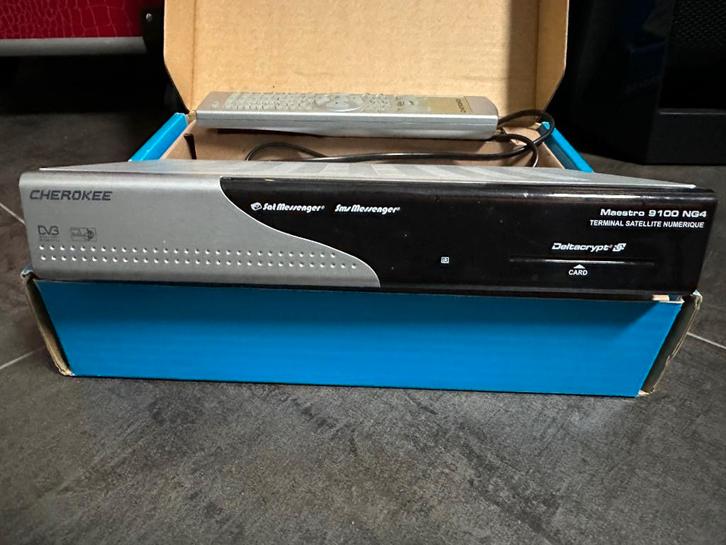 Cherokee Maestro 9100 NG4 digitale satellietdemodulator, Audio, Tv en Foto, Schotelantennes, Zo goed als nieuw, (Schotel)antenne-accessoires