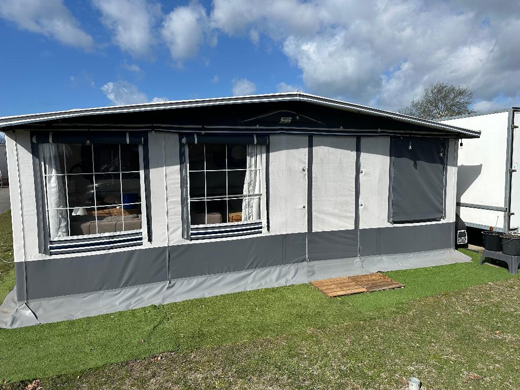 Vercovan tent, Enlèvement, Utilisé, Autres marques