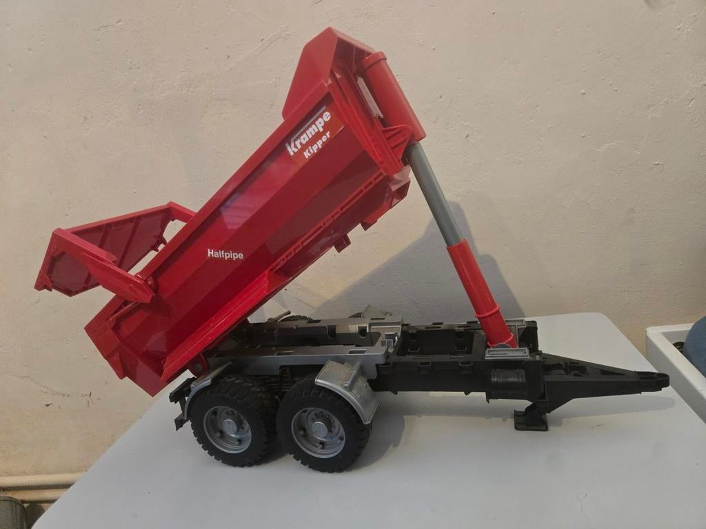 Bruder remorque 02225, Ophalen