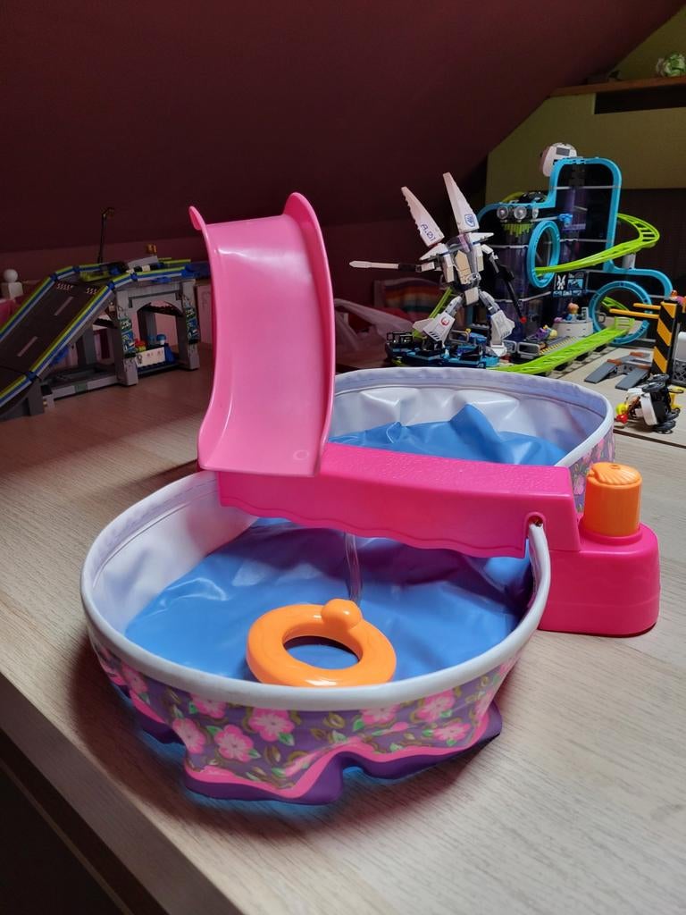 Barbie vintage zwembad, Enlèvement