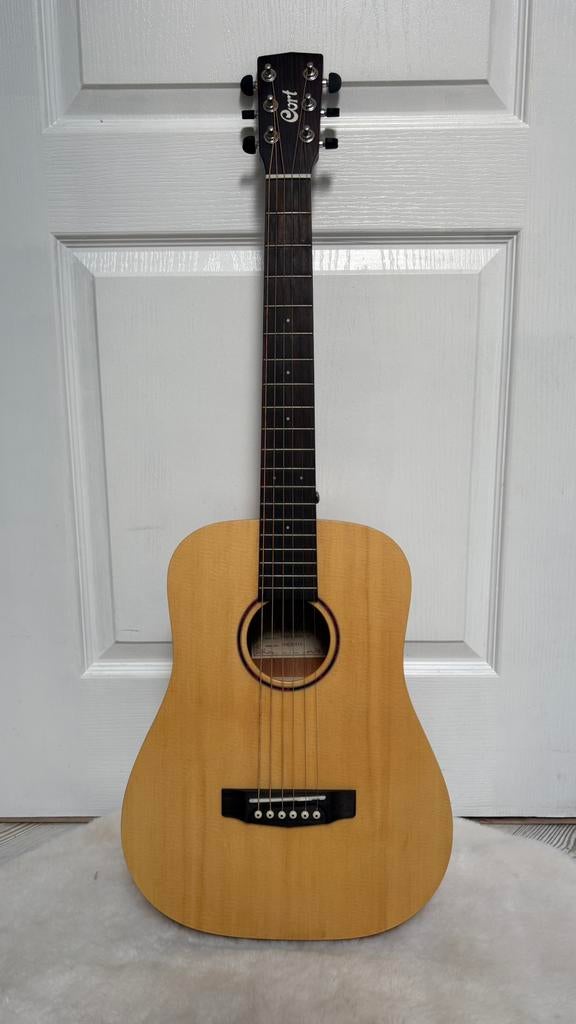 Cort Earth Mini OP akoestische gitaar (3/4) - Conditie NIEUW, Ophalen, Zo goed als nieuw, Western- of Steelstringgitaar, Met koffer