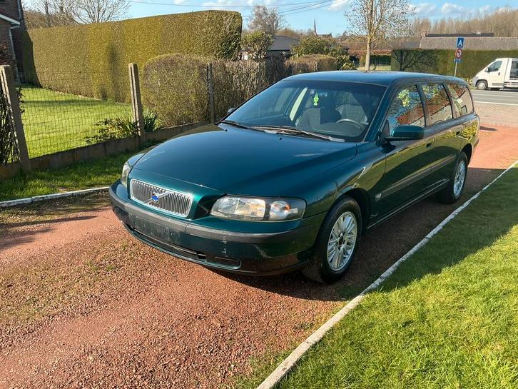 VOLVO V70 2.4 BENZINE, Auto's, Volvo, Bedrijf, Te koop, V70, Benzine, Euro 4, Break, 4 deurs, Handgeschakeld, Groen, Zwart, Stof