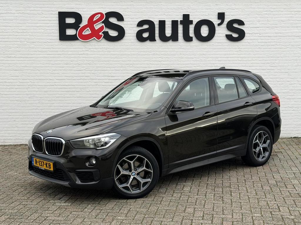 BMW X1 SDrive18i Automaat Clima Cruise Navi Pdc V+A Stoelver, Autos, BMW, X1, Electronic Stability Program (ESP), Achat, Entreprise