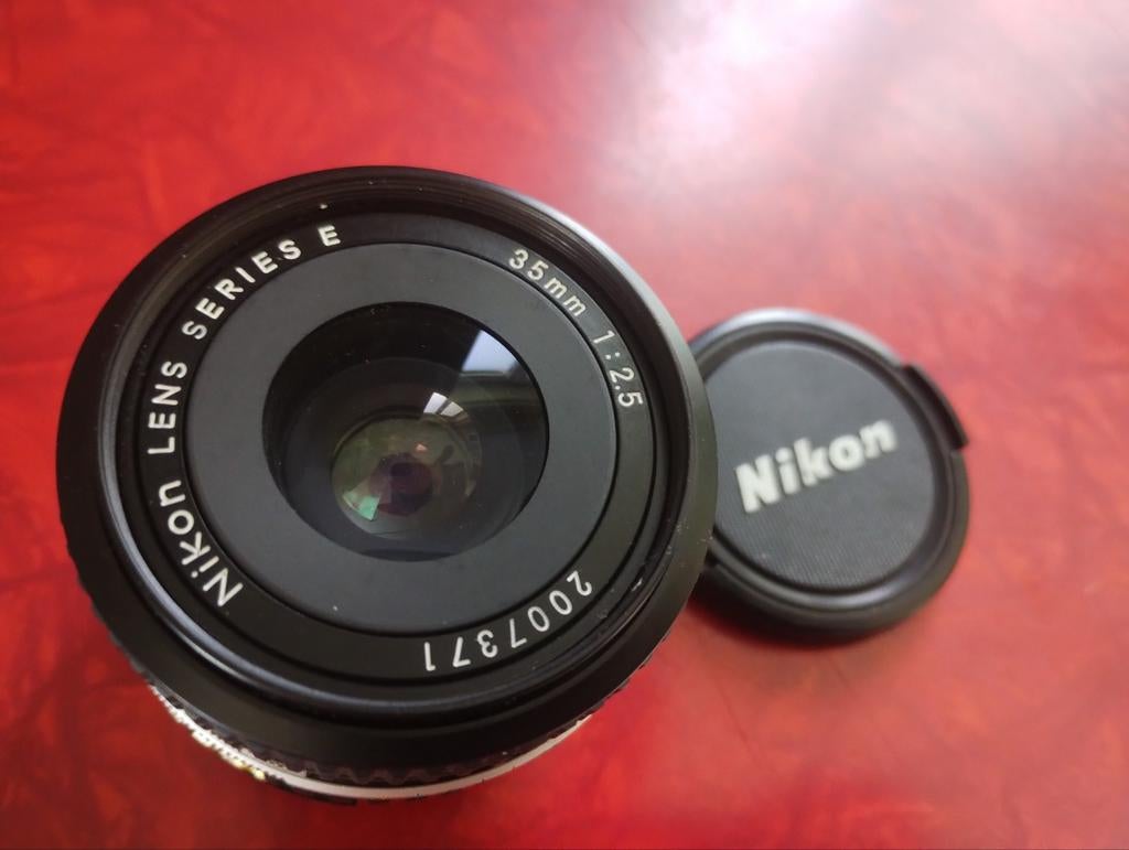 Nikon lens 35mm, Audio, Tv en Foto, Foto | Lenzen en Objectieven, Ophalen